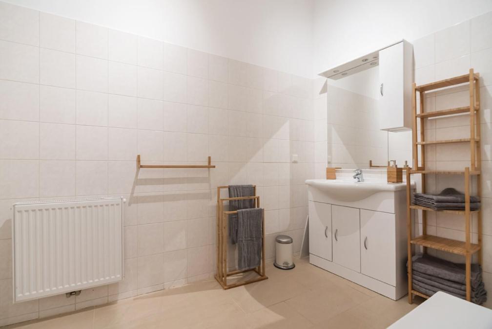 Caring Family Apartment Close To The Center ウィーン エクステリア 写真
